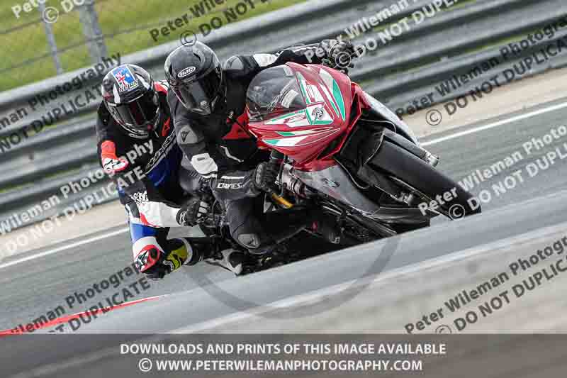 cadwell no limits trackday;cadwell park;cadwell park photographs;cadwell trackday photographs;enduro digital images;event digital images;eventdigitalimages;navarra;no limits trackdays;peter wileman photography;racing digital images;trackday digital images;trackday photos